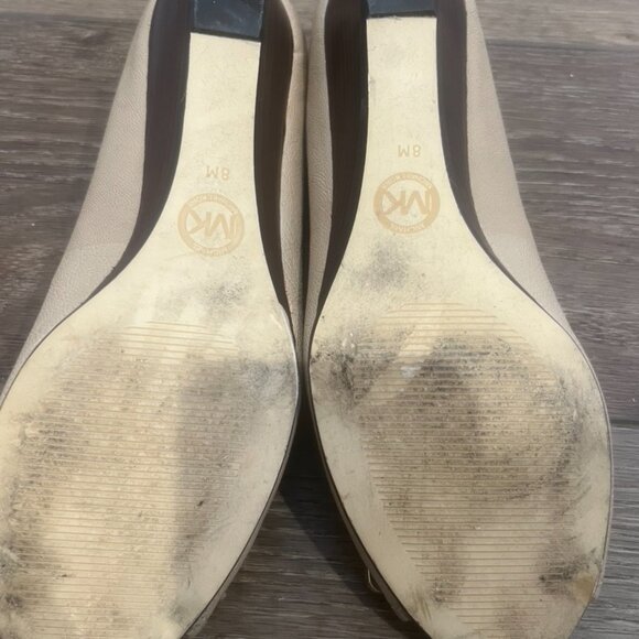 Michael Kors Beverly Demi-Wedge Leather Peep Toe Shoe Womens Sz 8, Nude, Gold - Picture 13 of 13